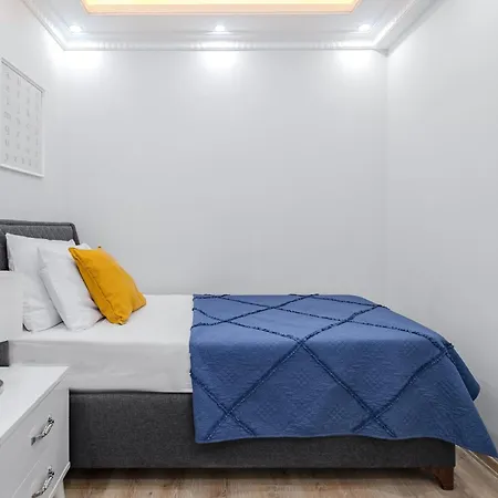 Lejlighed Stylish New With Fast Wifi Istanbul
