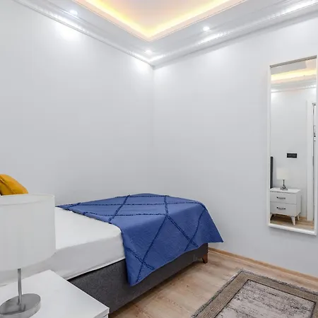 아파트 Stylish New With Fast Wifi 이스탄불
